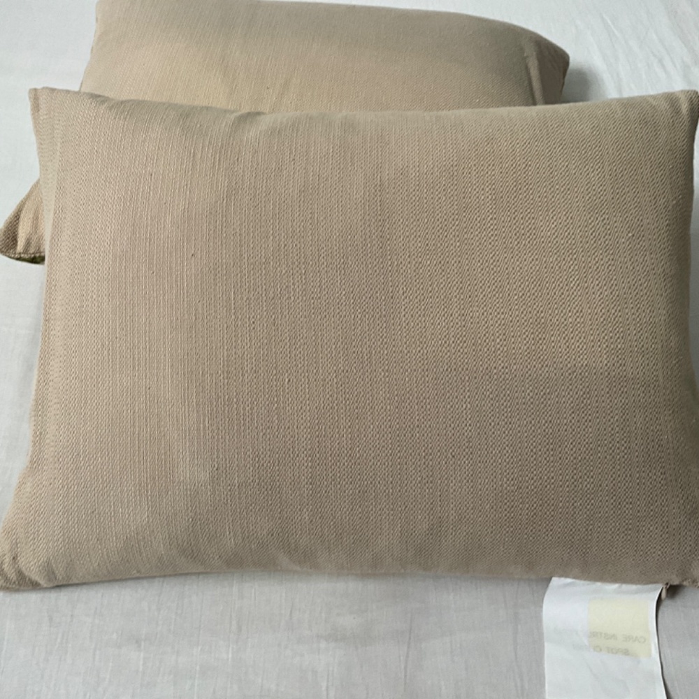 PAIR Colibri Bird Floral Accent Throw Pillows (#1) - Picture 14 of 16